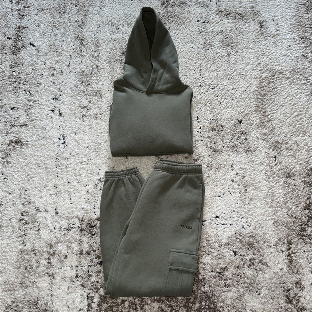 Aritzia Sweat Fleece set